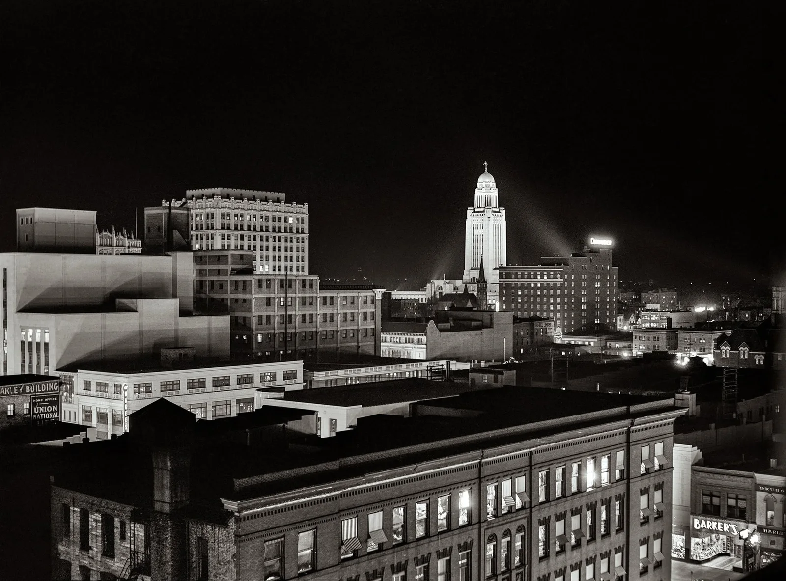 Nebraska State Capitol — Lincoln, front-cover inspiration